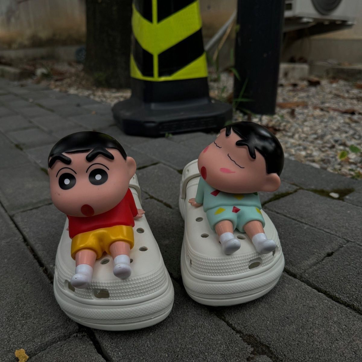 Cosplay Prop Diy - Crayon Shin-chan 3D Squishy Schuh-Charms, abnehmbare